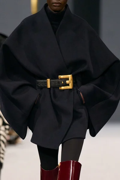 Look 117